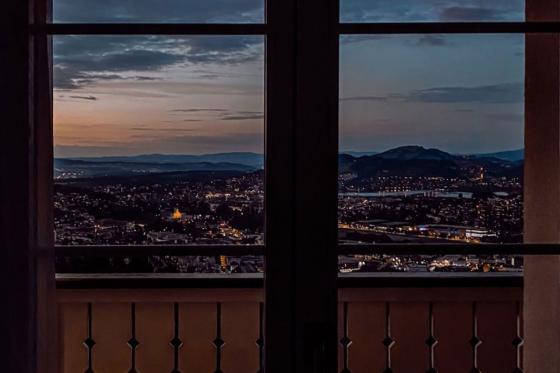 Romantik Deluxe Suite - 1 Nacht inkl. Frühstück, Dinner, Prosecco & Deko im Zimmer 7 