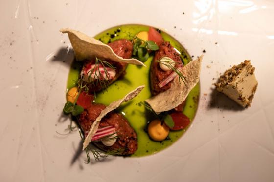 Romantik Deluxe Suite - 1 Nacht inkl. Frühstück, Dinner, Prosecco & Deko im Zimmer 11 