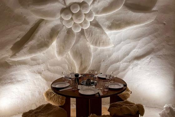 Fondue dans un igloo - Fondue au fromage à volonté pour 1 personne  