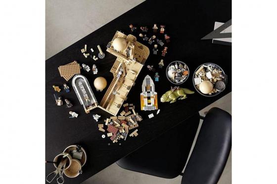 LEGO Star Wars - Mos Eisley Cantina (75290) 4 