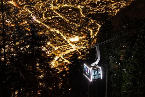 Wintererlebnis hoch über Chur - mit Schlittelabfahrt, Wanderung & Fondueplausch für 1 Erwachsene  