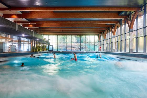 Entrée à Alpamare  - Entrée journalière pour 2 adultes 1 