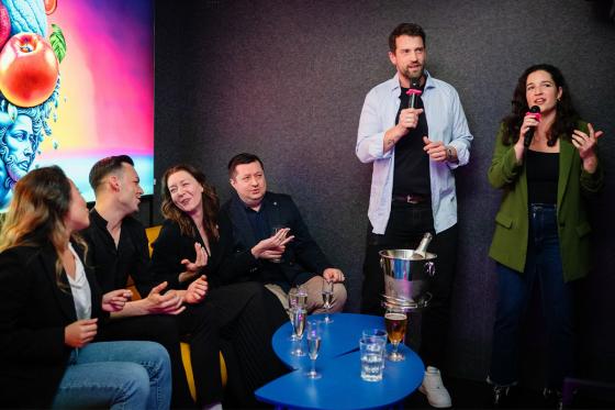 Karaoke Time - 2 Stunden private Karaoke Box bis zu 5 Personen 9  Karaoke Time - 2 Stunden private Karaoke Box bis zu 5 Personen 9