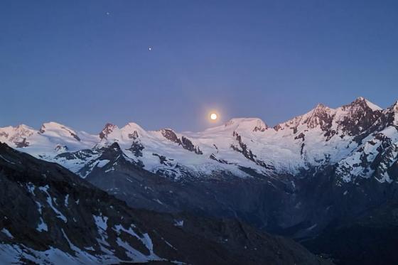 Promenade en traîneau tiré par des huskies - à Saas-Almagell pour 2 personnes 4 