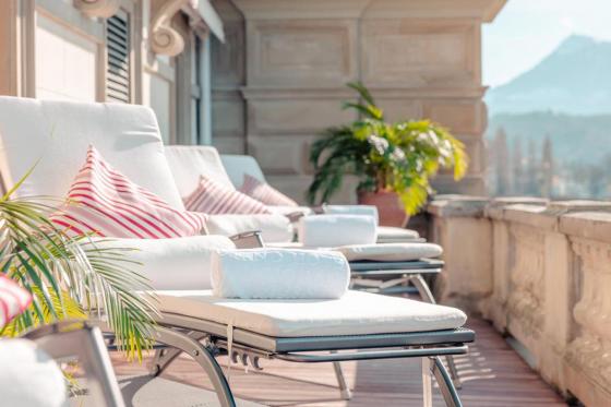 Day Spa & Aroma Öl Massage - inkl. 50min Ganzkörper Massage im Grand Hotel National für 1 Person 9 