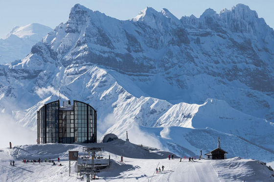 Le Kuklos Drehrestaurant - Fondue Bacchus mit Panoramablick auf die Alpen für 2 Personen  