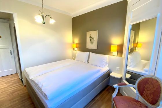 Séjour & dégustation de vin - 1 nuit à Yverdon et vins à découvrir 3 