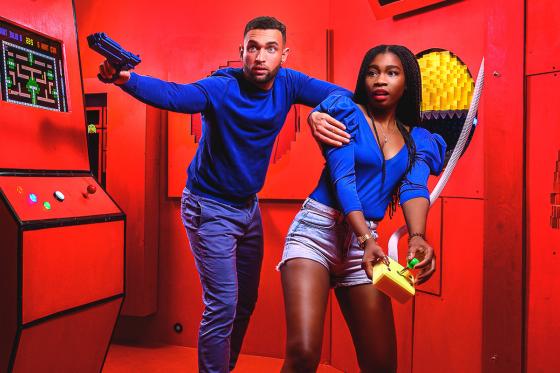 Pixel Arcade Room - in Zürich unter der Woche für 2 Personen 2 