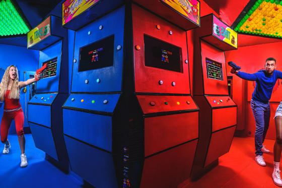 Pixel Arcade Room - in Zürich unter der Woche für 2 Personen 4 