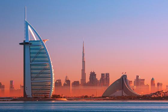 4* Aufenthalt in Dubai - 3 Nächte mit Frühstück und privatem Transfer für 2 Personen 5 