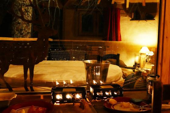 Séjour en cabane - Nuit romantique avec spa & petit déjeuner pour 2 personnes 3 