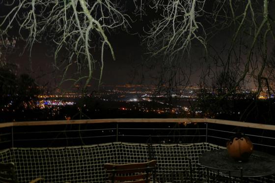 Séjour en cabane - Nuit romantique avec spa & petit déjeuner pour 2 personnes 4 