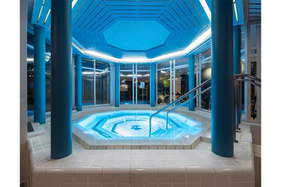 Séjour détente à Lugano - 1 nuit en Premium Suite Lake View, repas & wellness, pour 2 | été  4 