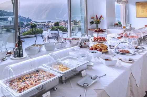 Séjour détente à Lugano - 1 nuit en Premium Suite Lake View, repas & wellness, pour 2 | été  7 