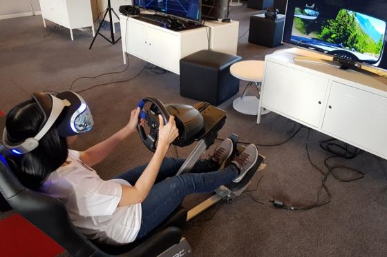 Rennsimulator in Virtual Reality - in Basel für 2 Personen 2 