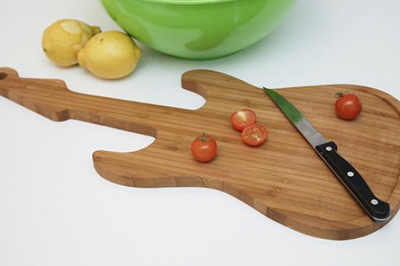 Schneidebrett Gitarre - aus hochwertigem Bambus  