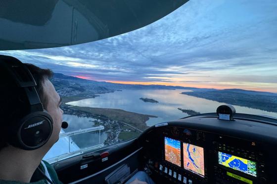 Schnupperflug in Zürich/Zug - 30 Minuten selber fliegen für 1 Person 1 