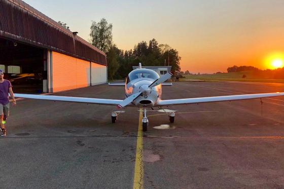 Schnupperflug in Zürich/Zug - 30 Minuten selber fliegen für 1 Person 2 