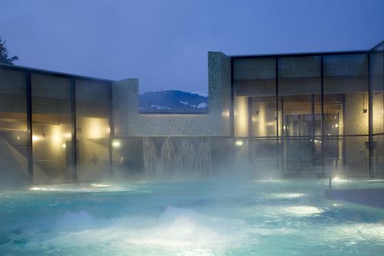 Séjour & bains à Charmey - 1 nuit à la Résidence Le Sapin avec accès aux bains pour 2 personnes  