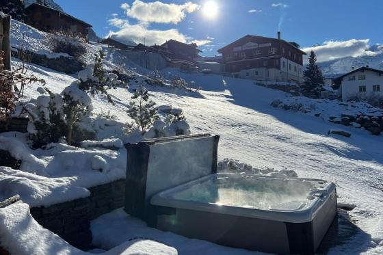 Wellness Weeekend im Wallis - 2 Nächte mit Whirlpool & Sauna für 2 Personen 8 