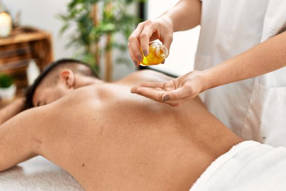 Massage relaxant de 60 minutes  - avec des huiles végétales bio (pour 1 personne) 3 