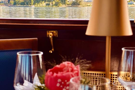 Lunch auf dem Schiff - im Hafen Ermatingen für 2 Personen 15 