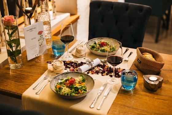 Loveroom Superior mit Whirlpool - 2 Nächte inkl. romantisches 4-Gang-Menü 9 