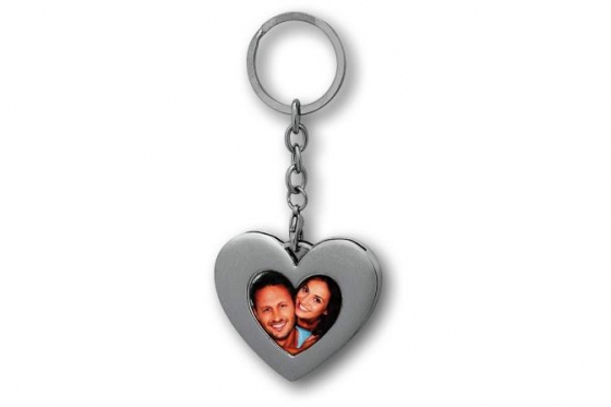Schlüsselanhänger - in Herzform  