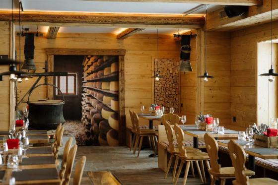 Raclettehütte Engstligenalp - à discrétion inkl. Softgetränke & Luftseilbahn für 2 Personen 3 