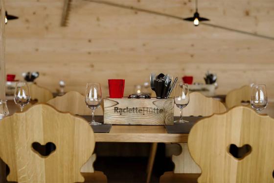 Raclettehütte Engstligenalp - à discrétion inkl. Softgetränke & Luftseilbahn für 2 Personen 7 