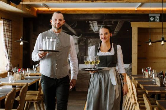 Raclette à discrétion für 2 - in der Raclettehütte inkl. Softgetränke & Luftseilbahn 10 