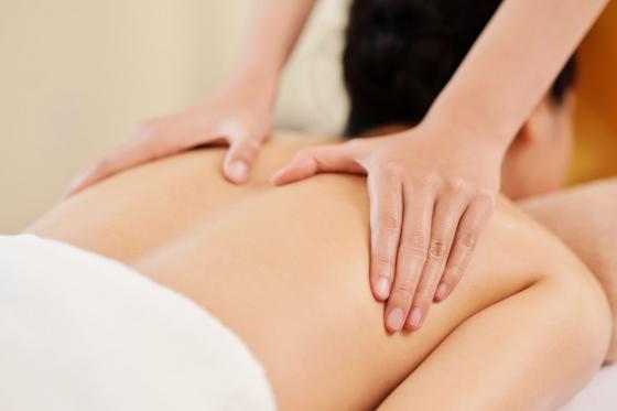 Massage Lomi lomi - 90 minutes de massage et 20 minutes de détente  