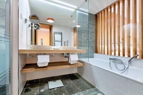 Séjour aux Bains de Saillon - 1 nuit en chambre Deluxe avec petit déjeuner pour 2 personnes 8 