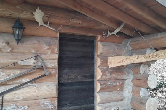 Séjour avec Spa en cabane - 1 nuit avec petit déjeuner inclus pour 2 personnes 1 