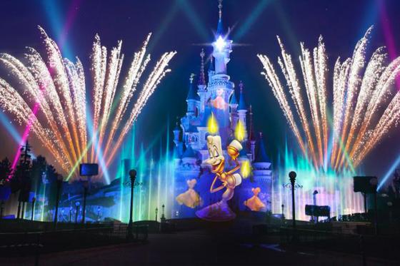 Disneyland Paris - Eintritt für 1 Erwachsenen (ab 12 Jahren) | Disney® Park nach Wahl 1 