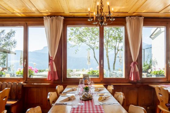 Alpenkräuter-Käsefondue - mit Aussicht auf den Vierwaldstättersee für 2 Personen 7 