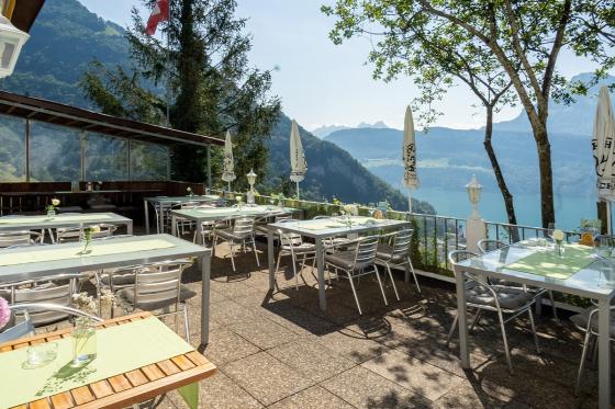Alpenkräuter-Käsefondue - mit Aussicht auf den Vierwaldstättersee für 2 Personen 9 