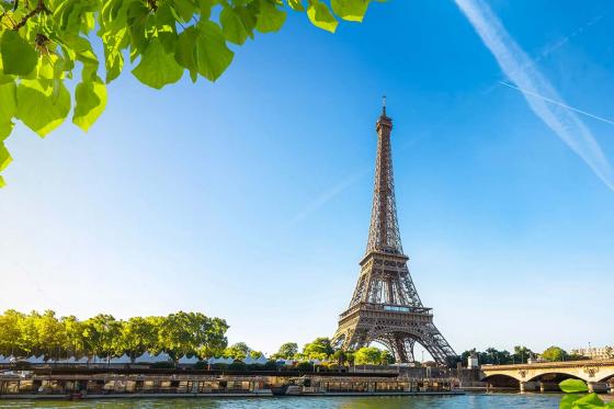 Aufenthalt in Paris - 2 Nächte in Frankreich mit Frühstück unter der Woche für 2 Personen  