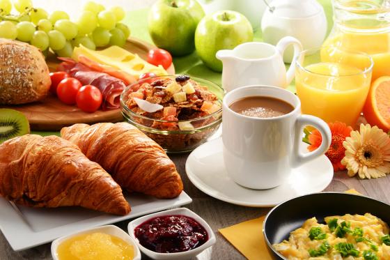 Frühstück à discrétion - auf dem Kronberg inkl. Luftseilbahn für 2 Personen 1 