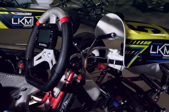 Pilotage Karting professionnel - 2 x 10 minutes et 1 x 15 minutes pour 2 personnes 3 