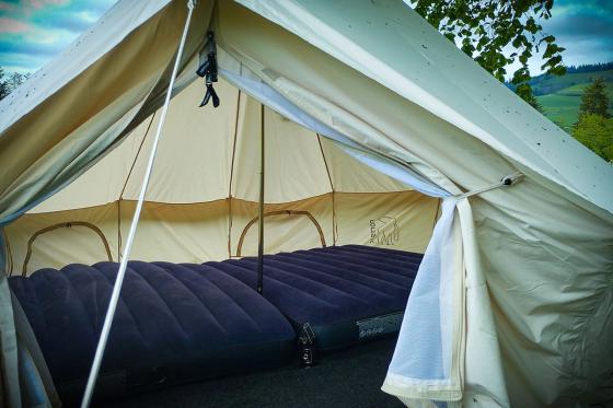 Tipi-Übernachtung mit Bergsicht - und Hängematten in Thun für 4 Personen 7 