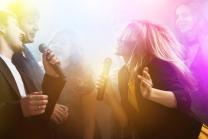 Karaoke Time - 1 Stunde private Karaoke Box bis zu 5 Personen