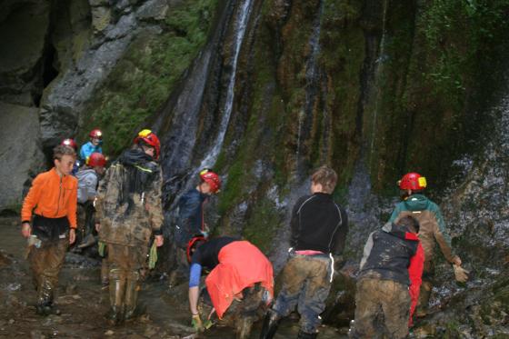 Höhlenraclette à discrétion - in der Grotte de la Cascade für 2 Personen 7 