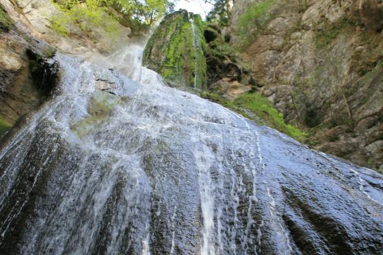 Höhlenraclette à discrétion - in der Grotte de la Cascade für 2 Personen 8 
