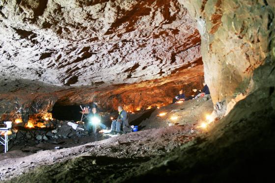 Höhlenraclette à discrétion - im Bergwerk Gonzen für 2 Personen  