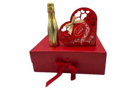 Coffret cadeau LOVE - Chocolat Lindt + Bottega 2 