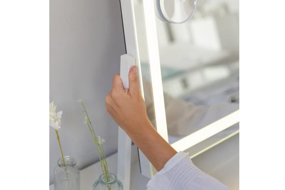 LED Schminkspiegel mit Lupe - 58 x 54 x 12 cm 4 