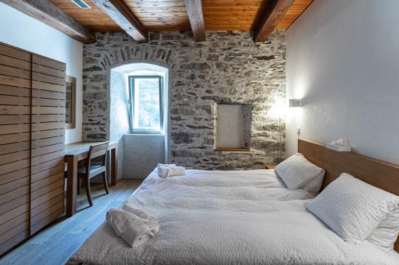Nuitée à la tour Stockalper - en demi-pension dans le Gondo historique pour 2 personnes 1 