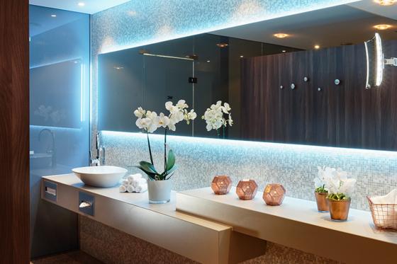 Beauty Day in Luzern  - 80min Gesichtsbehandlung & Day Spa im Grand Hotel National für 1  7 