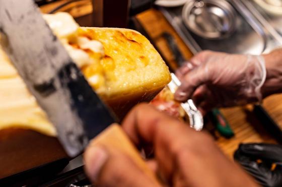 Raclette à volonté - avec Fendant du Valais pour 2 personnes  